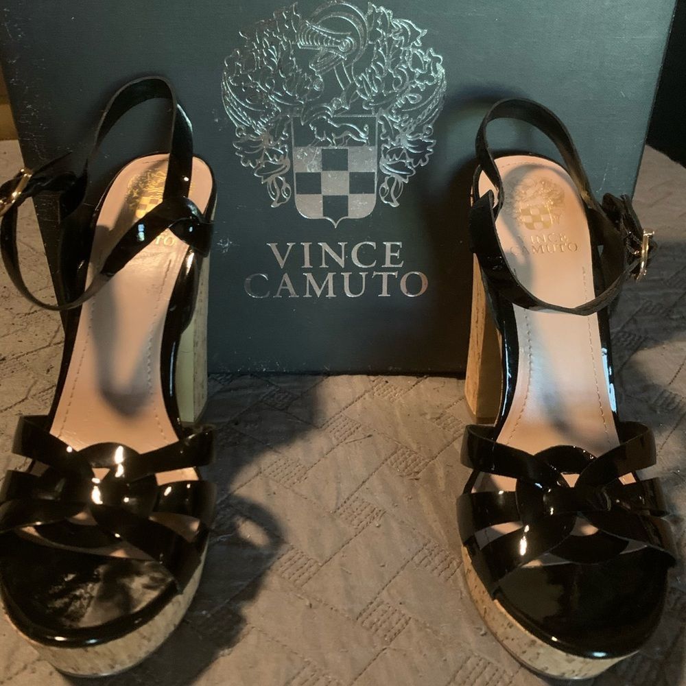 Vince Camuto Black Patent heels Size 9.5 - Picture 1 of 13